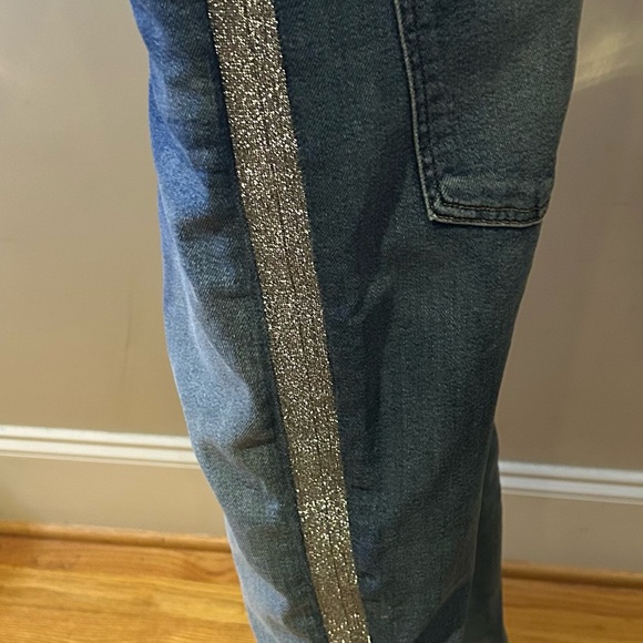 Blue Jeans with Metallic Stripe - Picture 4 of 6